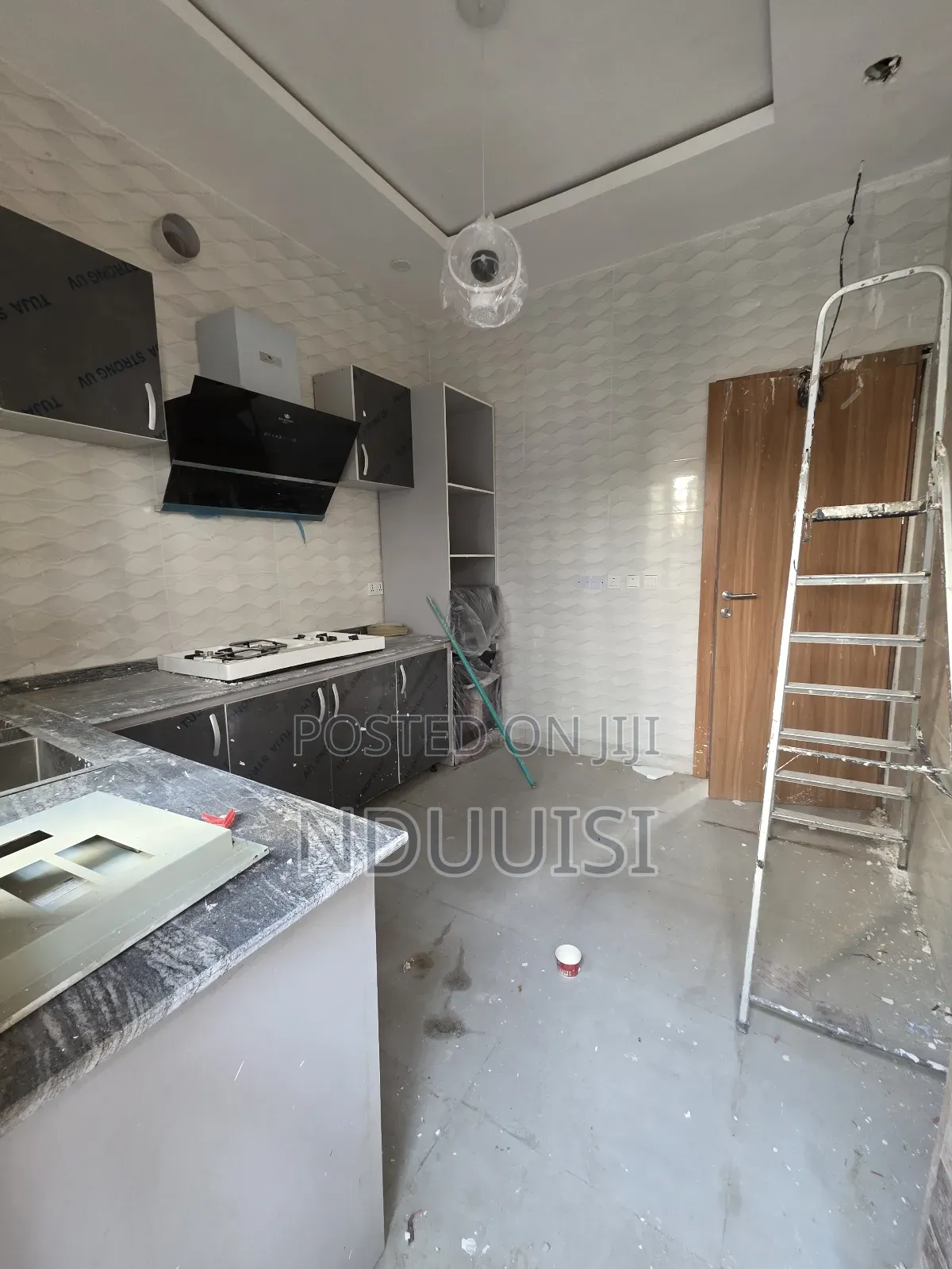 4bdrm Duplex in Ologolo for sale in Ologolo
