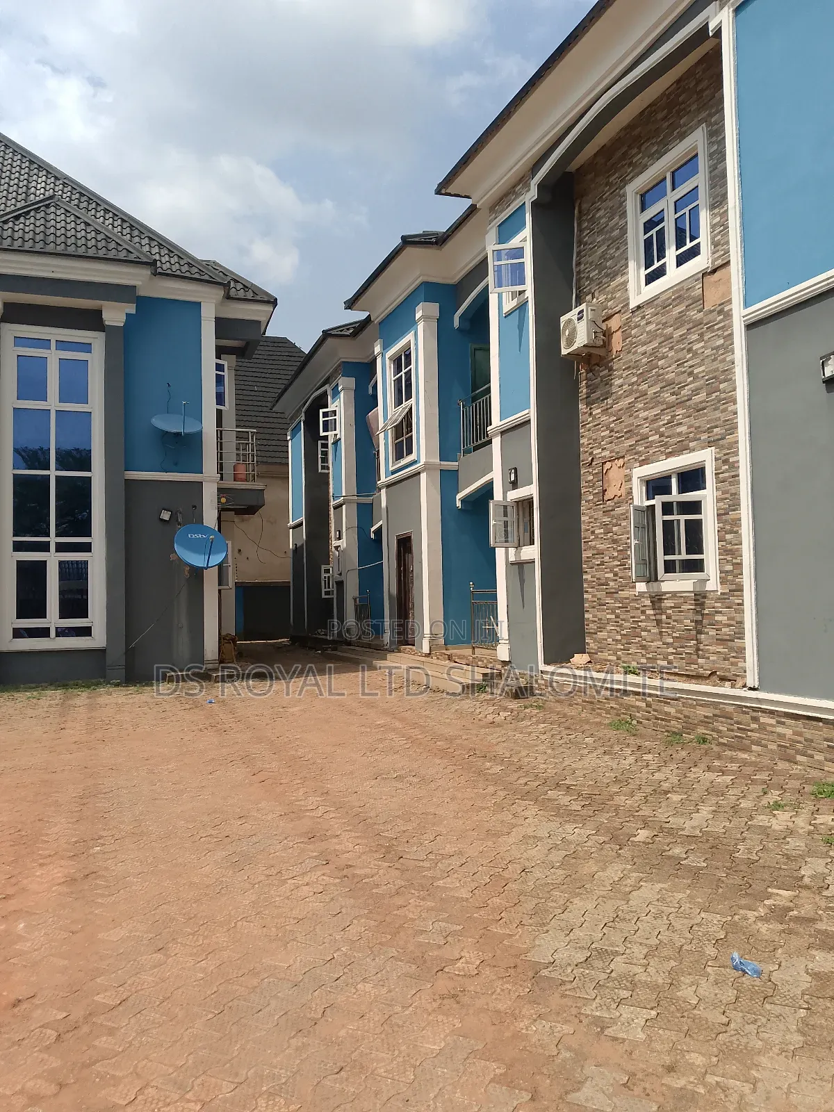 3bdrm Block of Flats in Benin City for sale in Benin City