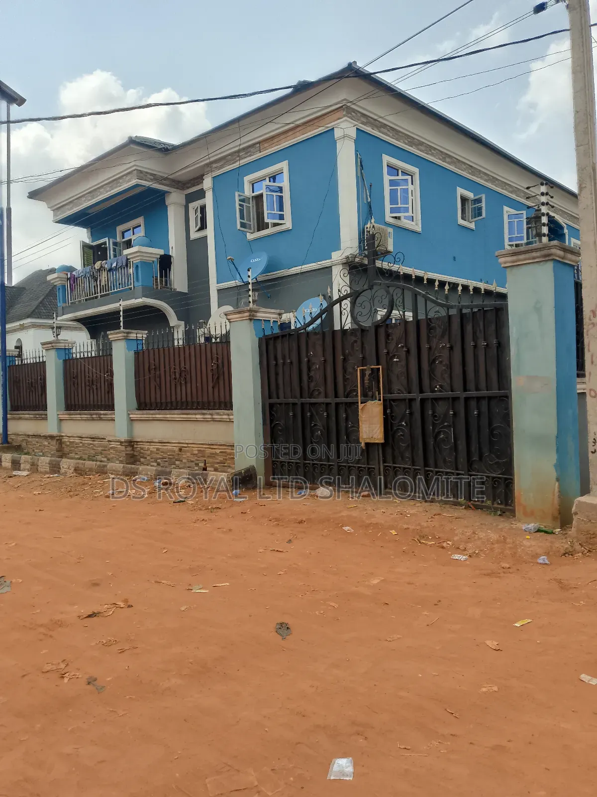 3bdrm Block of Flats in Benin City for sale in Benin City