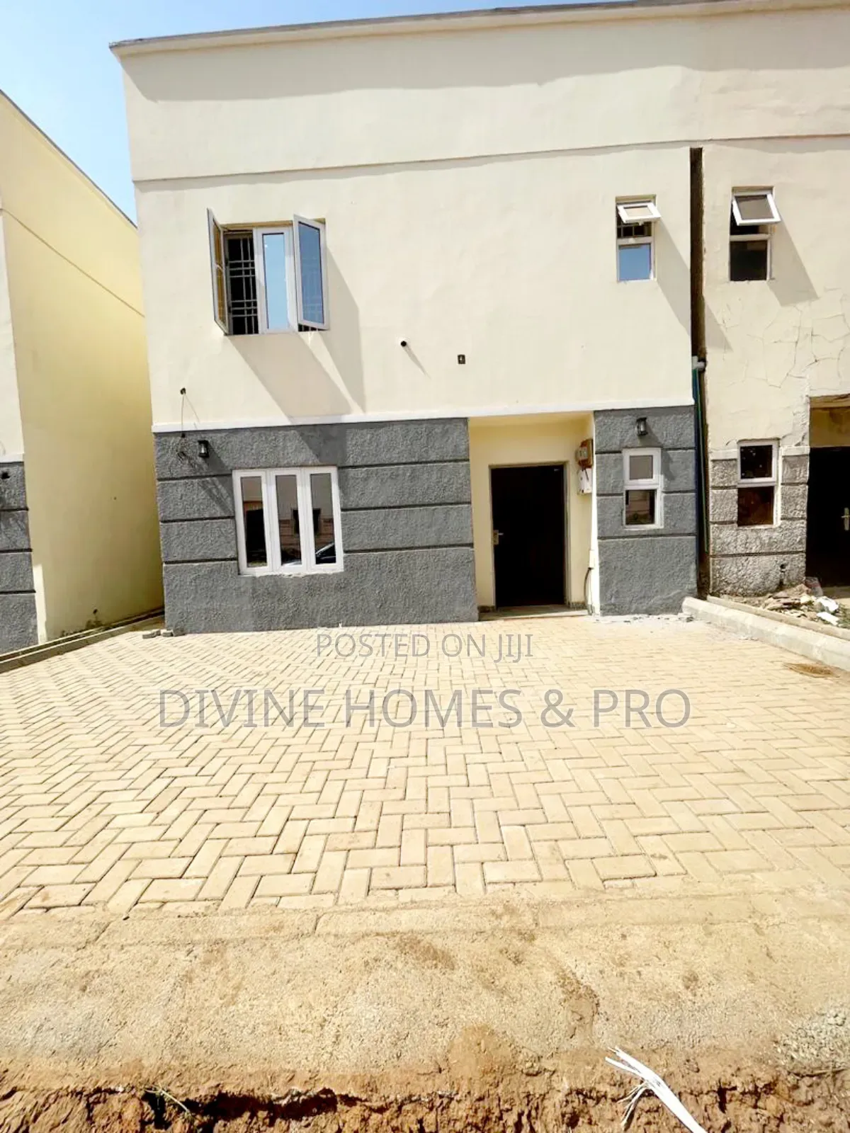 4bdrm Duplex in Life Camp for rent in Life Camp