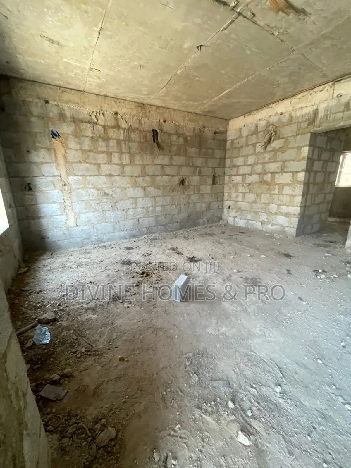 4bdrm Duplex in Life Camp for sale in Life Camp