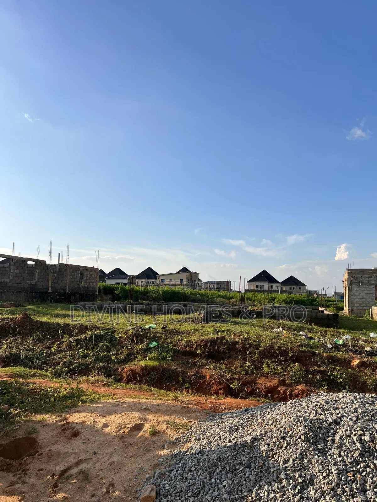 A 4bedroom Penthouse Plot in Lugbe District