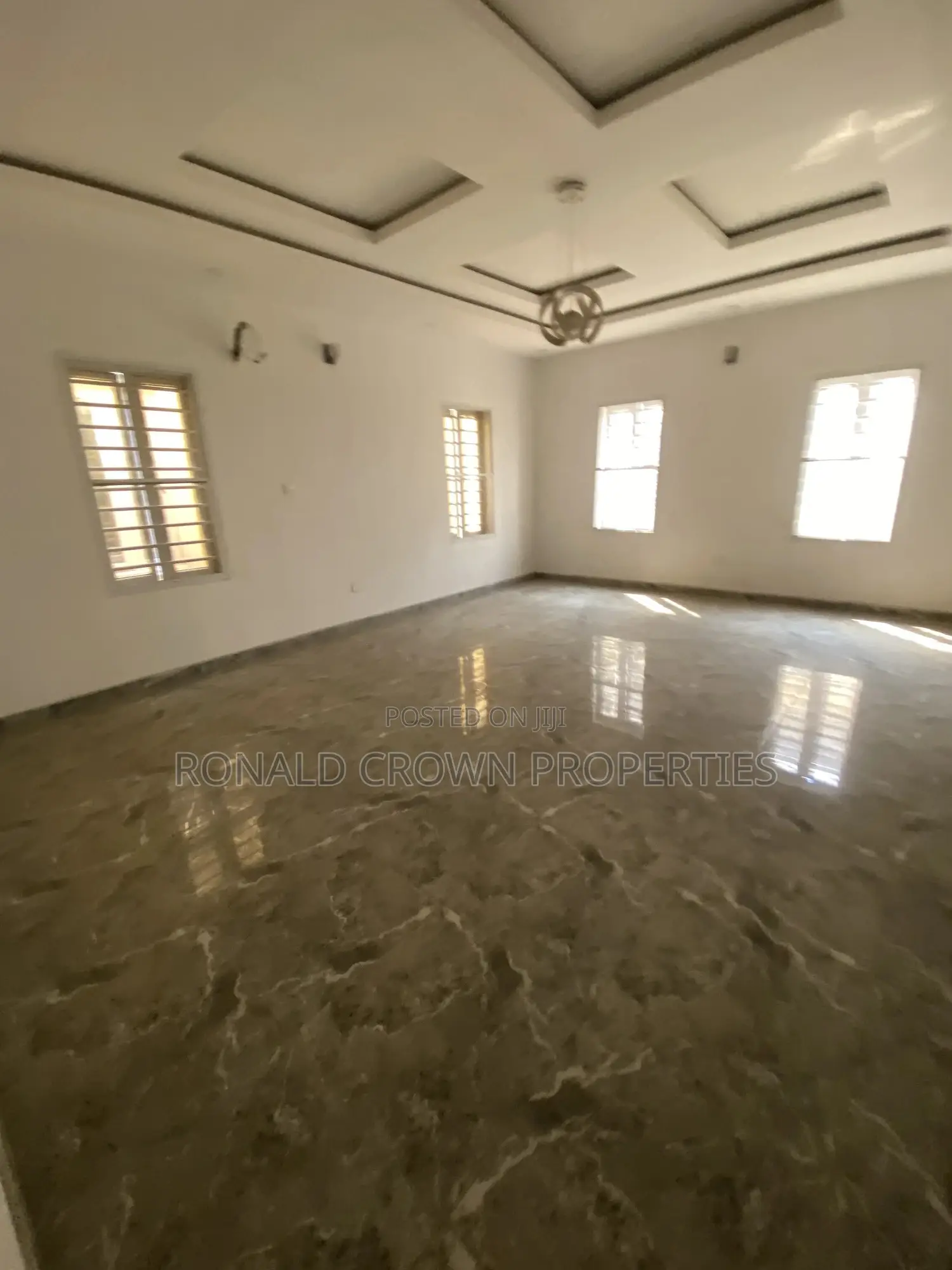 5bdrm Duplex in Ajao Estate for sale in Ajao Estate