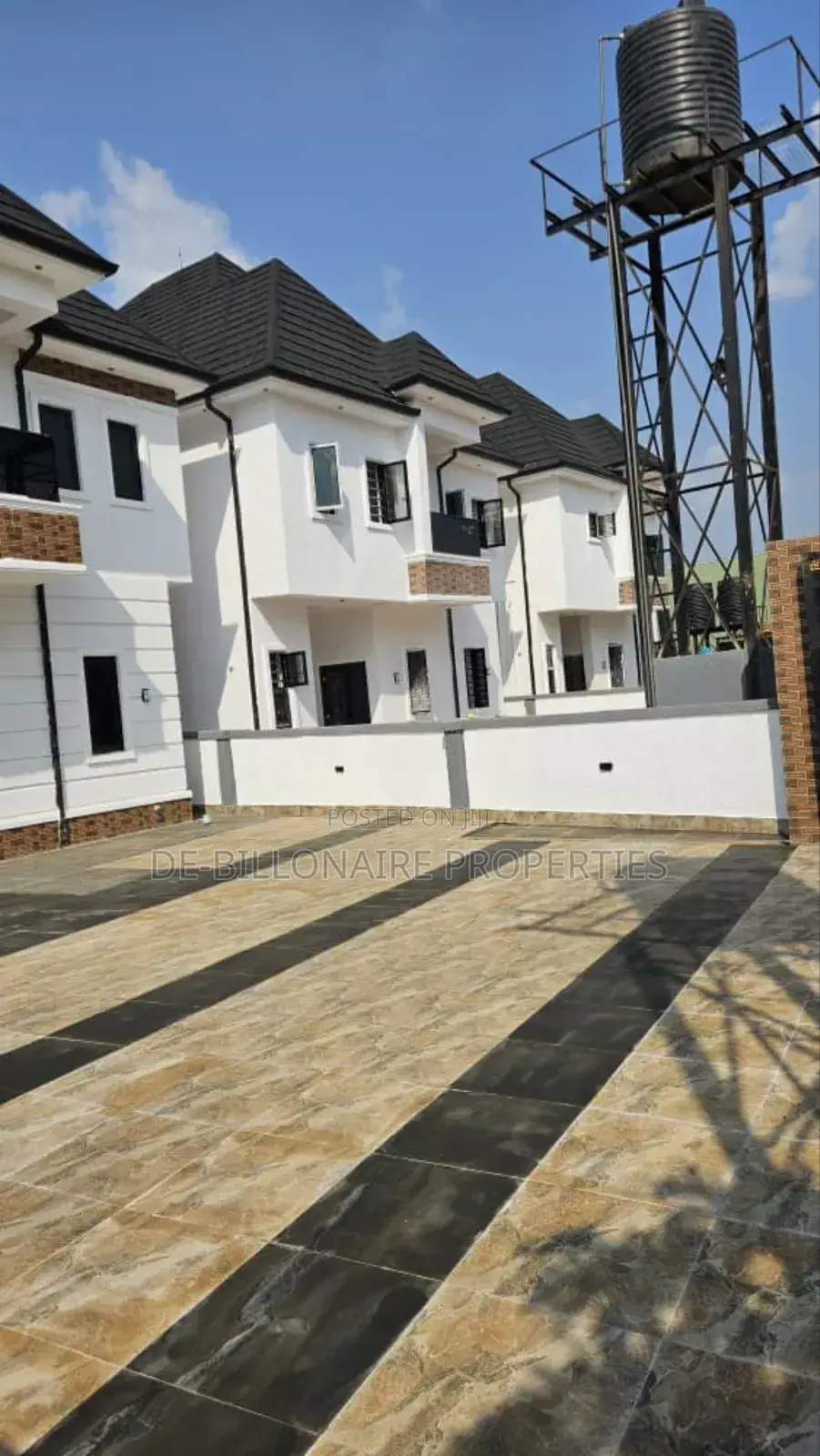 4bdrm Duplex in Owerri for sale in Owerri
