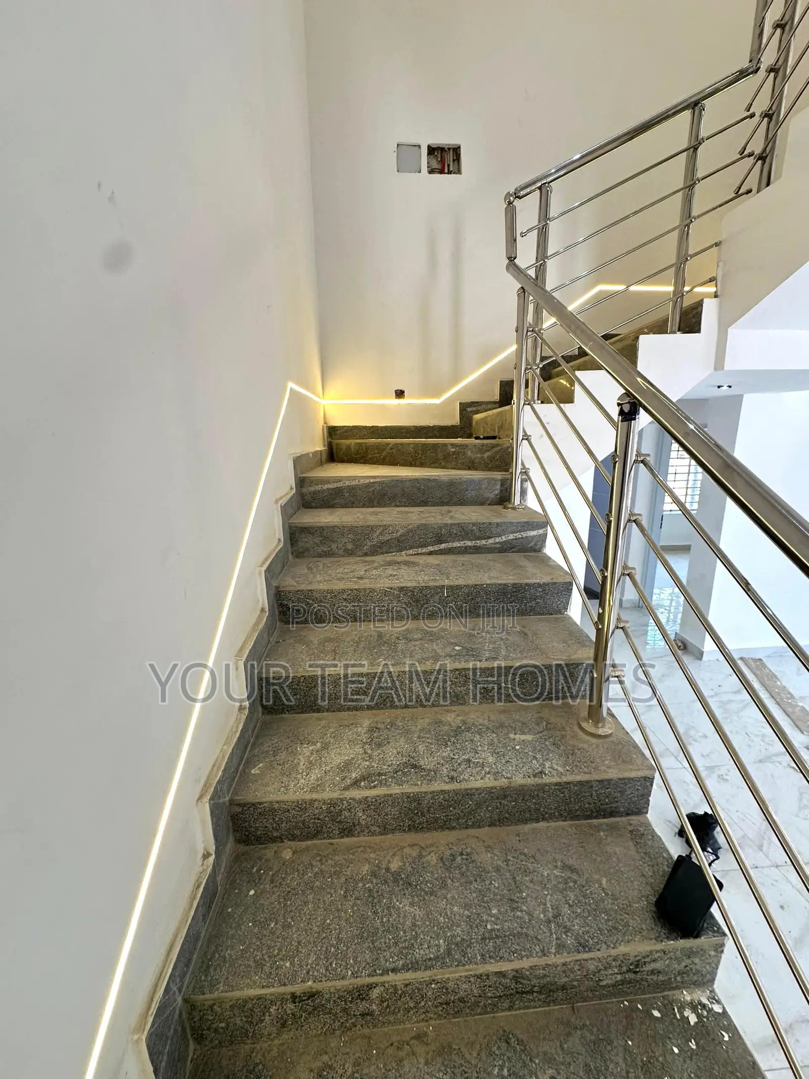 3bdrm Townhouse / Terrace in Gwarimpa Extension, Life Camp for rent in Life Camp