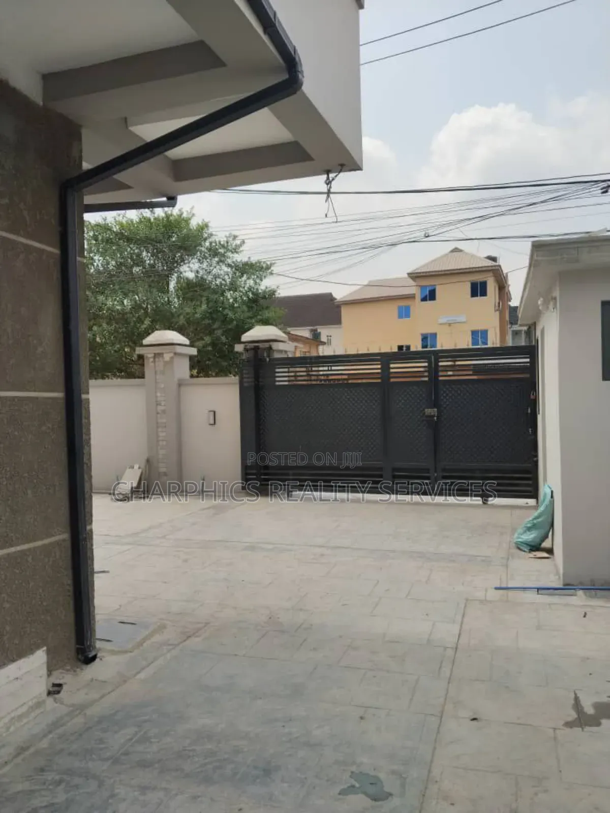 3bdrm Apartment in Ikeja GRA for rent in Ikeja GRA