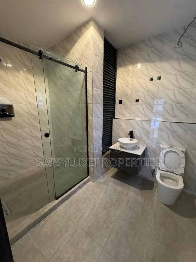 Furnished 3bdrm Duplex in Eko Paragon, Abijo for sale in Abijo