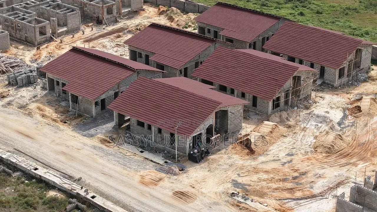 Furnished 2bdrm Bungalow in Lekki Avaition Town for sale in Lekki Expressway