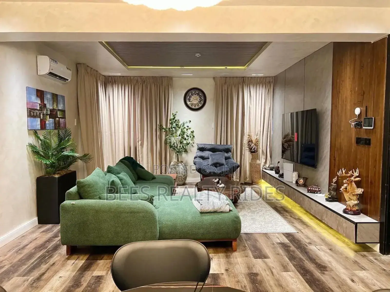 New Luxury 2 Bedroom Smart Home With 4 Balconies, Ps5, Gym Snooker in Lekki Phase 1