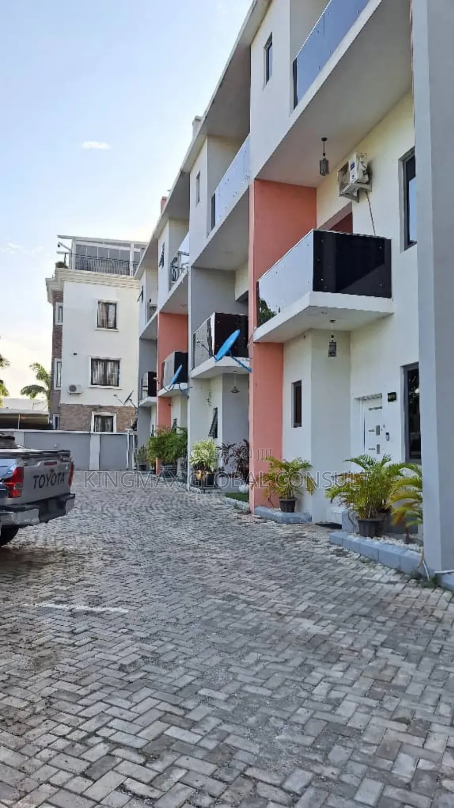 4bdrm Duplex in Wuye Abuja for sale in Wuye