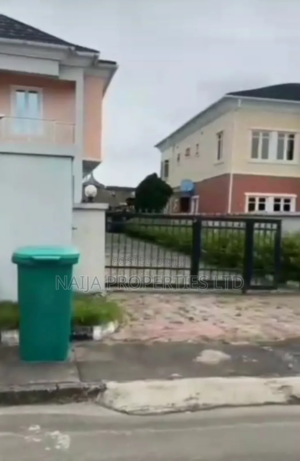 5bdrm Duplex in Royal Garden Estate, Ajah for sale in Ajah