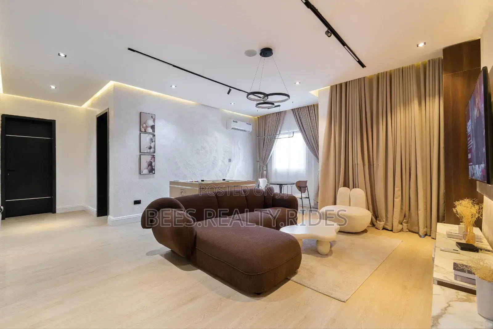 New 2 Bedroom Apartment With a Snooker Board, Pool and a Balcony Space in Ikate