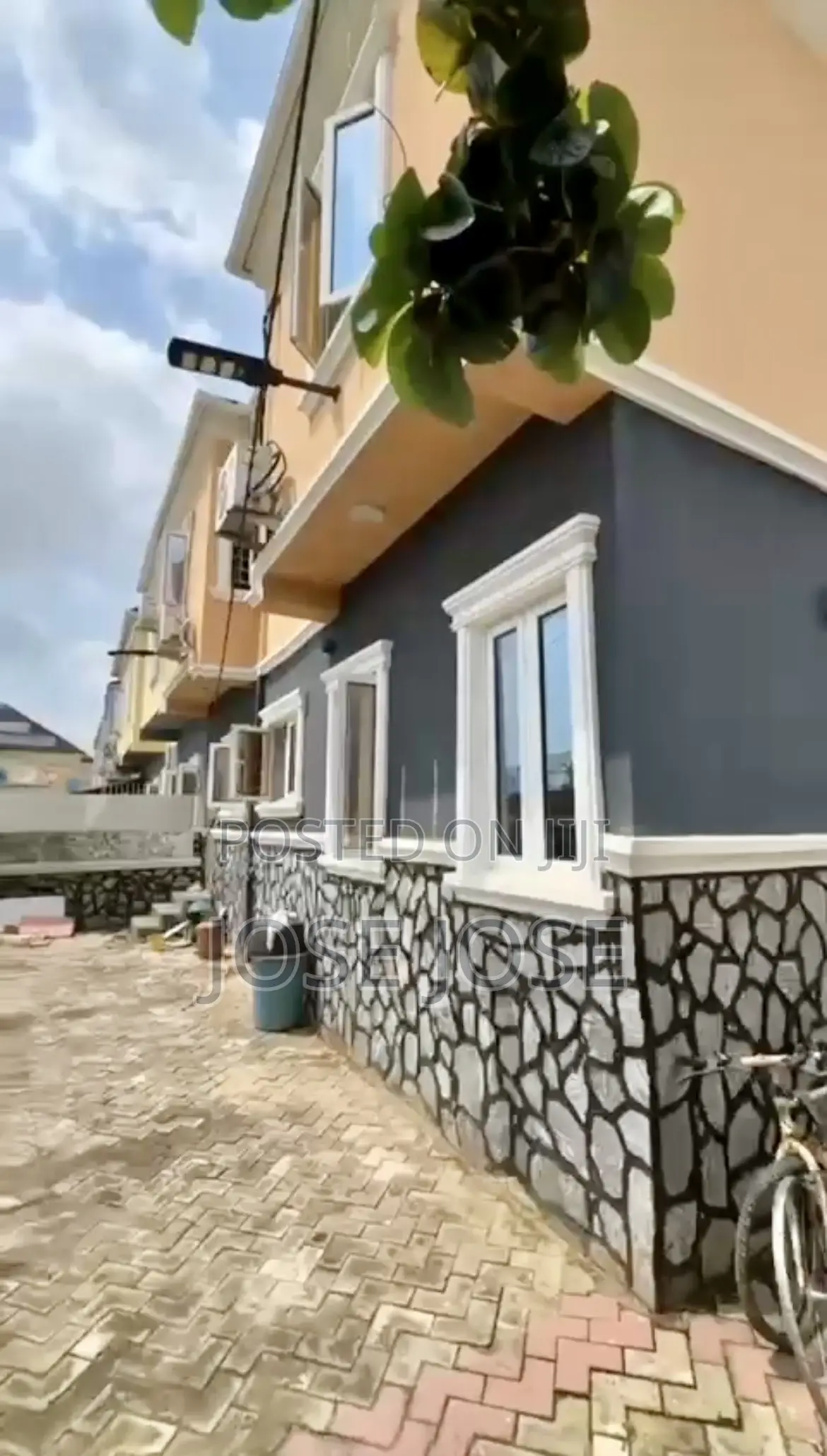 Furnished 4bdrm Duplex in Ask Agent, Mbora for sale in Mbora