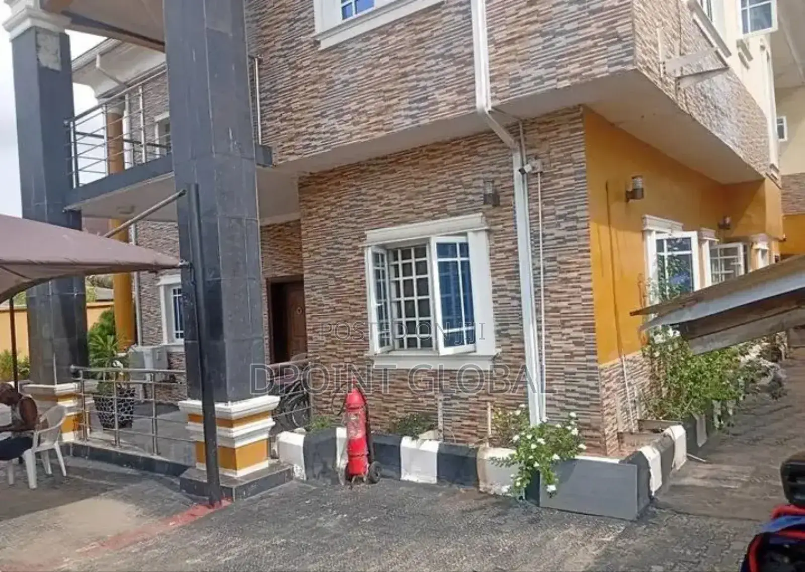 Furnished 8bdrm Duplex in In Estate, Isolo for sale in Isolo