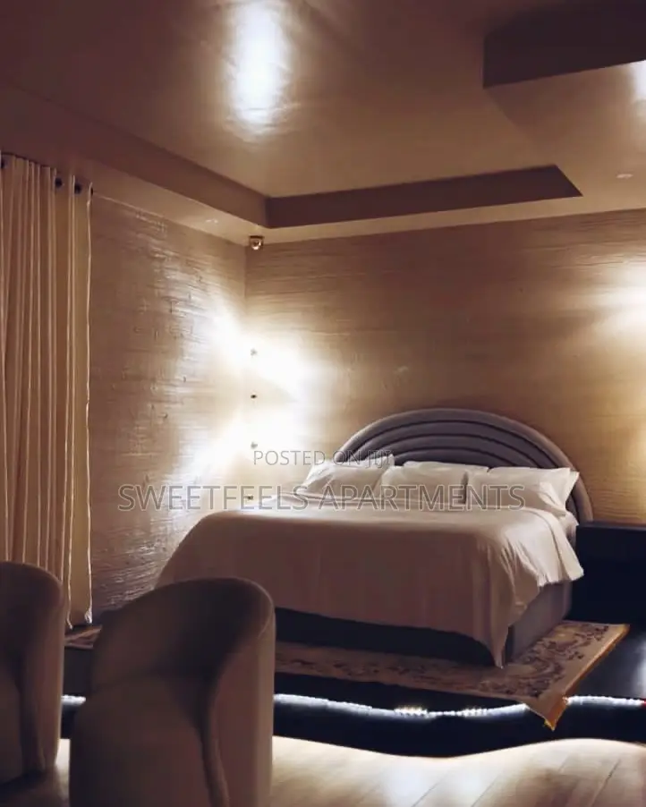 One Bedroom Loft With Fascinating Water View in Lekki Expressway
