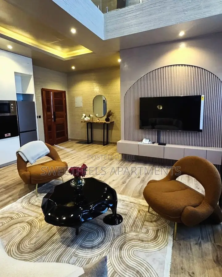 One Bedroom Loft With Fascinating Water View in Lekki Expressway