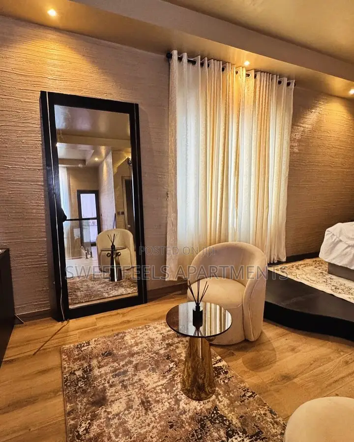 One Bedroom Loft With Fascinating Water View in Lekki Expressway