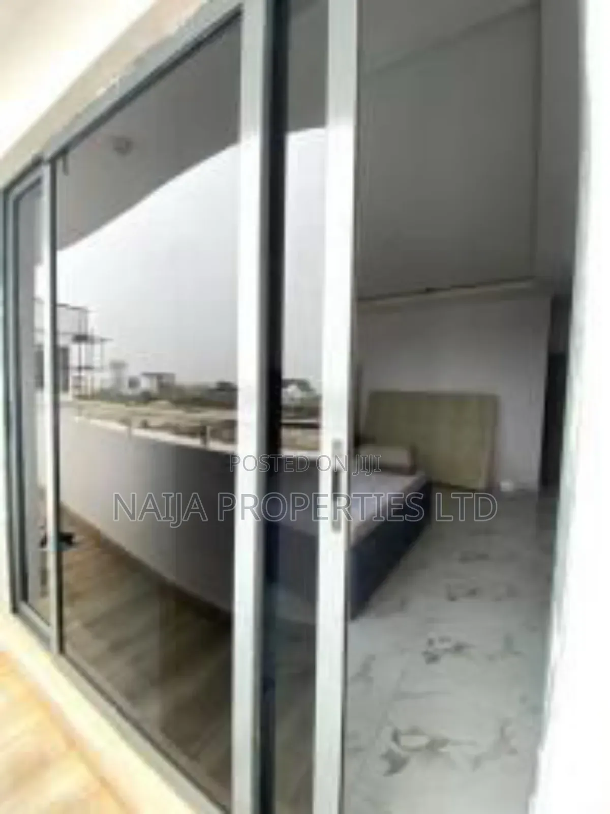 2bdrm Apartment in Periwinkle Estate, Lekki Phase 1 for rent in Lekki Phase 1
