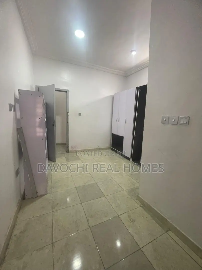 3bdrm Apartment in Conservative Road, Chevron for rent in Chevron