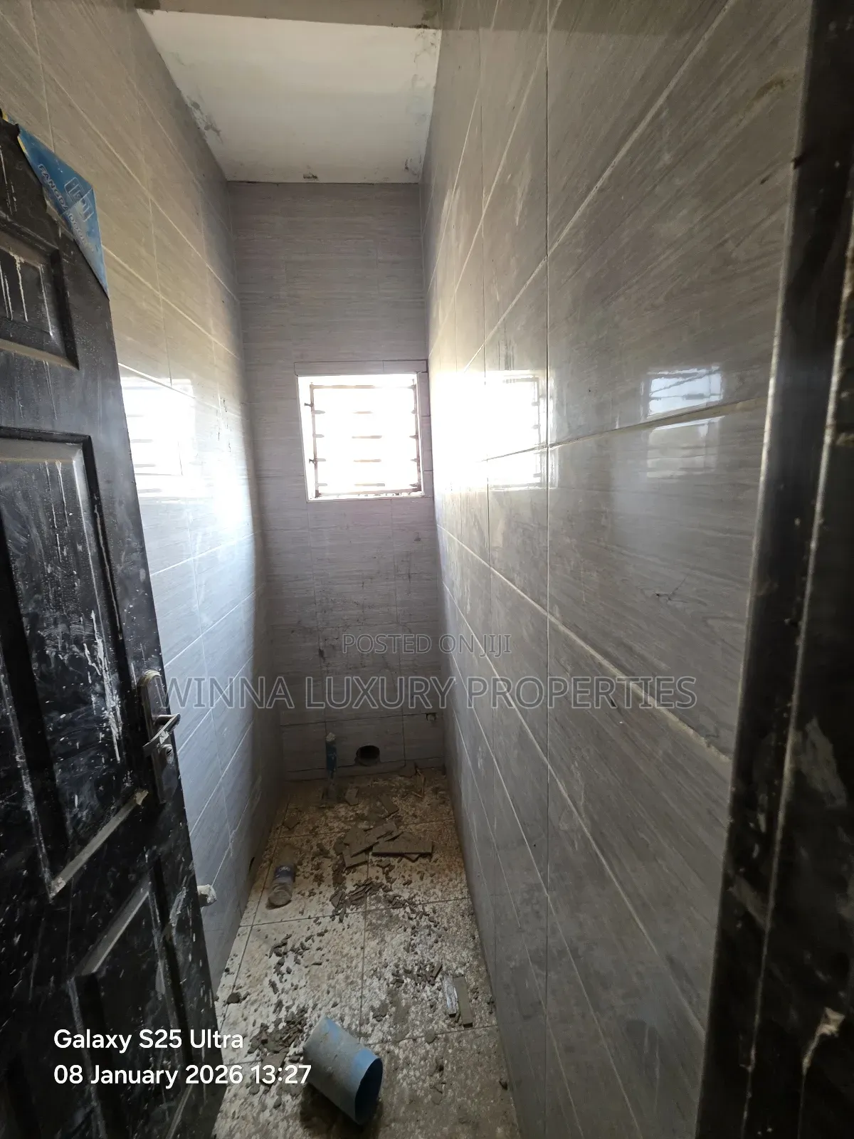3bdrm Apartment in Beaufort Court, Lugbe District for sale in Lugbe District