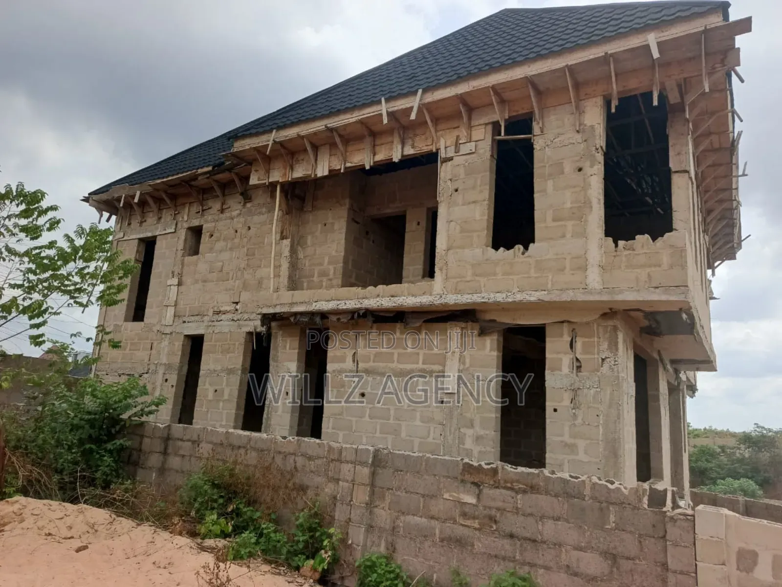 4bdrm Duplex in Enugu for sale in Enugu