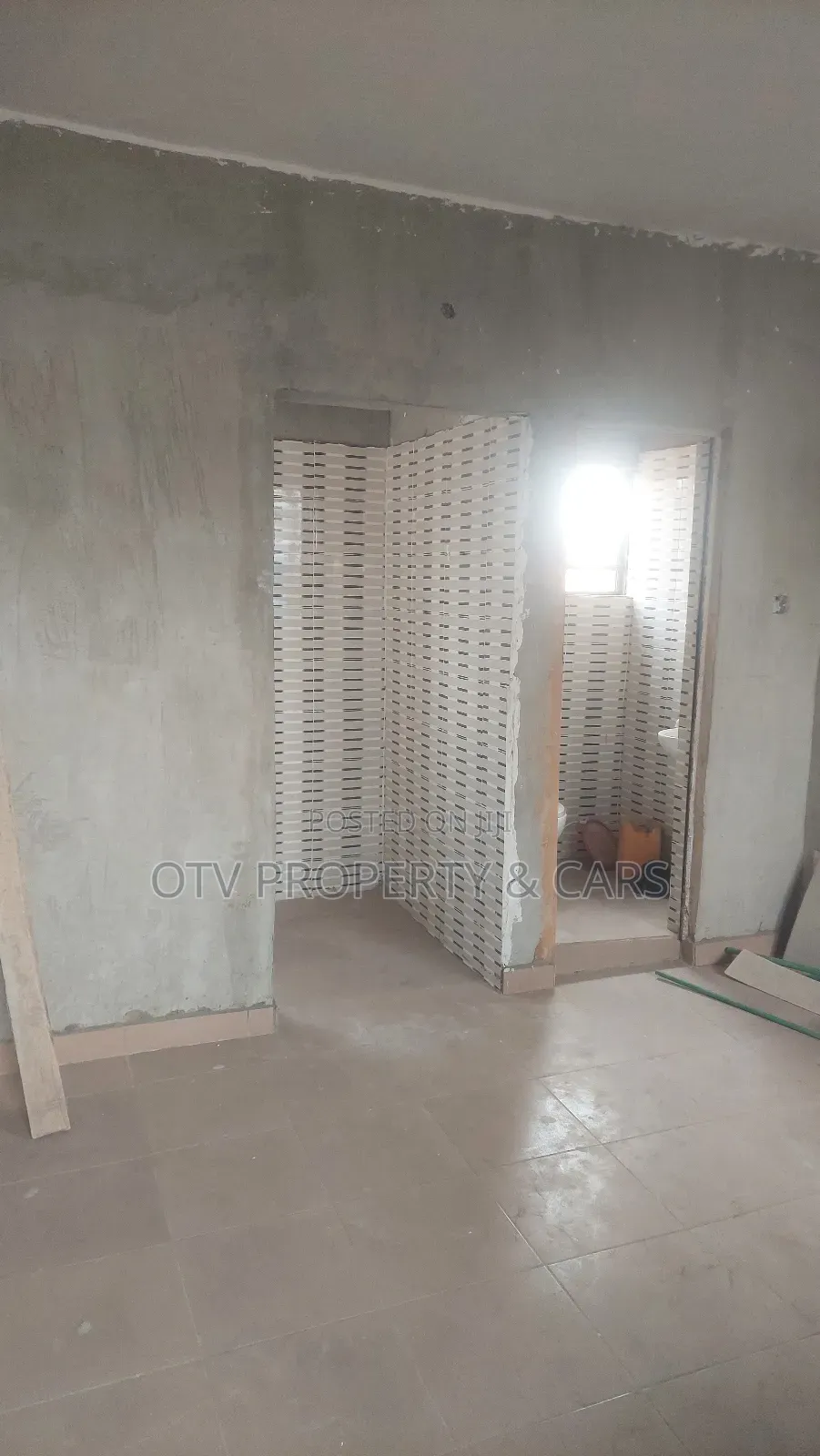 To Lease a Room Self for 20 Years in Oyingbo