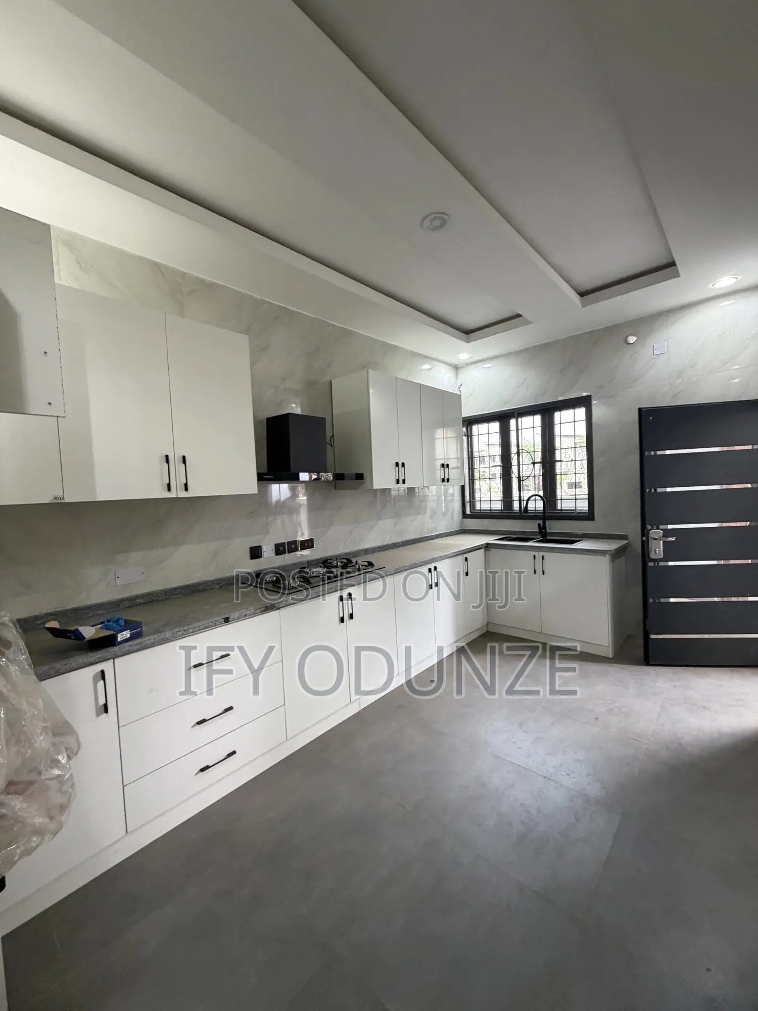 4bdrm Townhouse / Terrace in Wuye for rent in Wuye