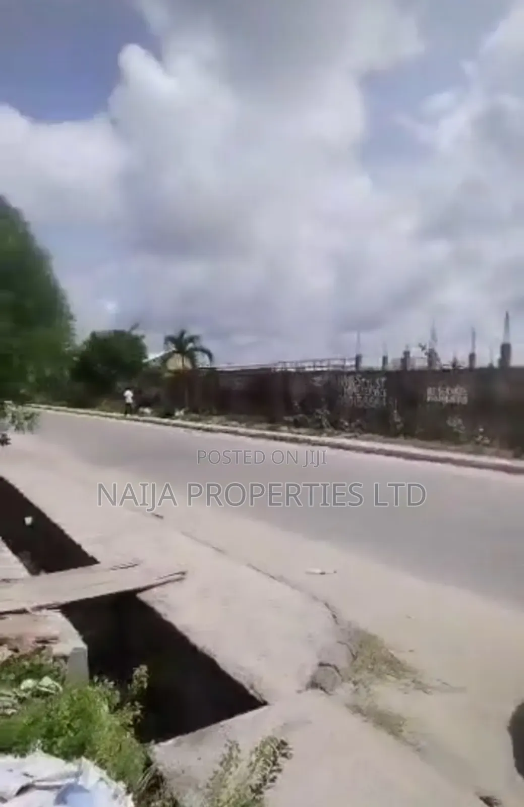 1390sqm(2plots) on CMB , Off Monastery Rd, Sangotedo for Sale in Sangotedo