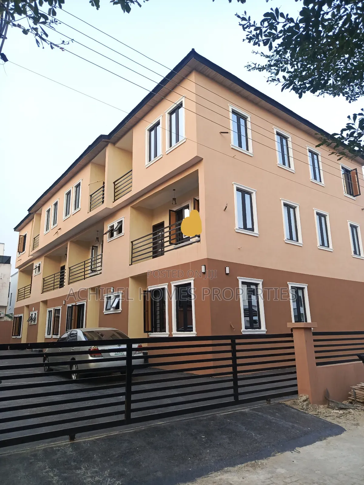 3bdrm Duplex in Near Ocean Bay, Lekki Phase 2 for rent in Lekki Phase 2