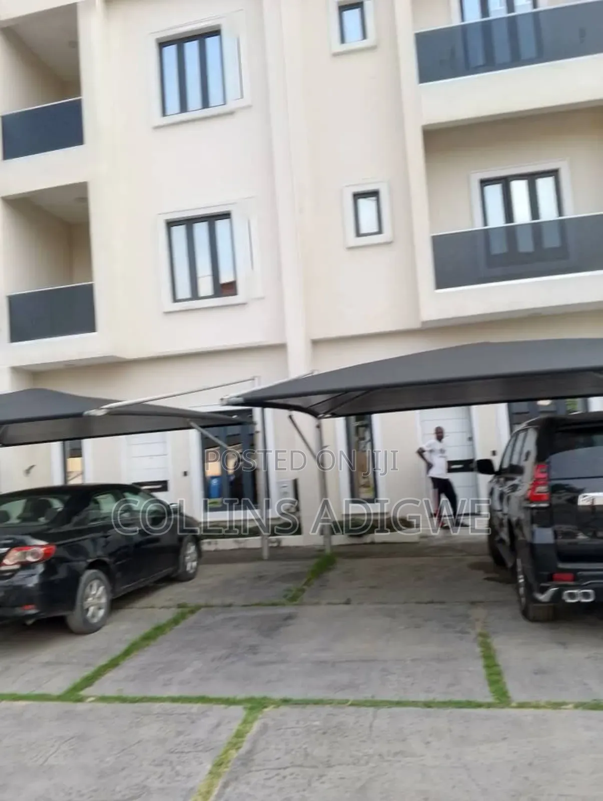 4bdrm Duplex in Parkview Estate for sale in Parkview Estate