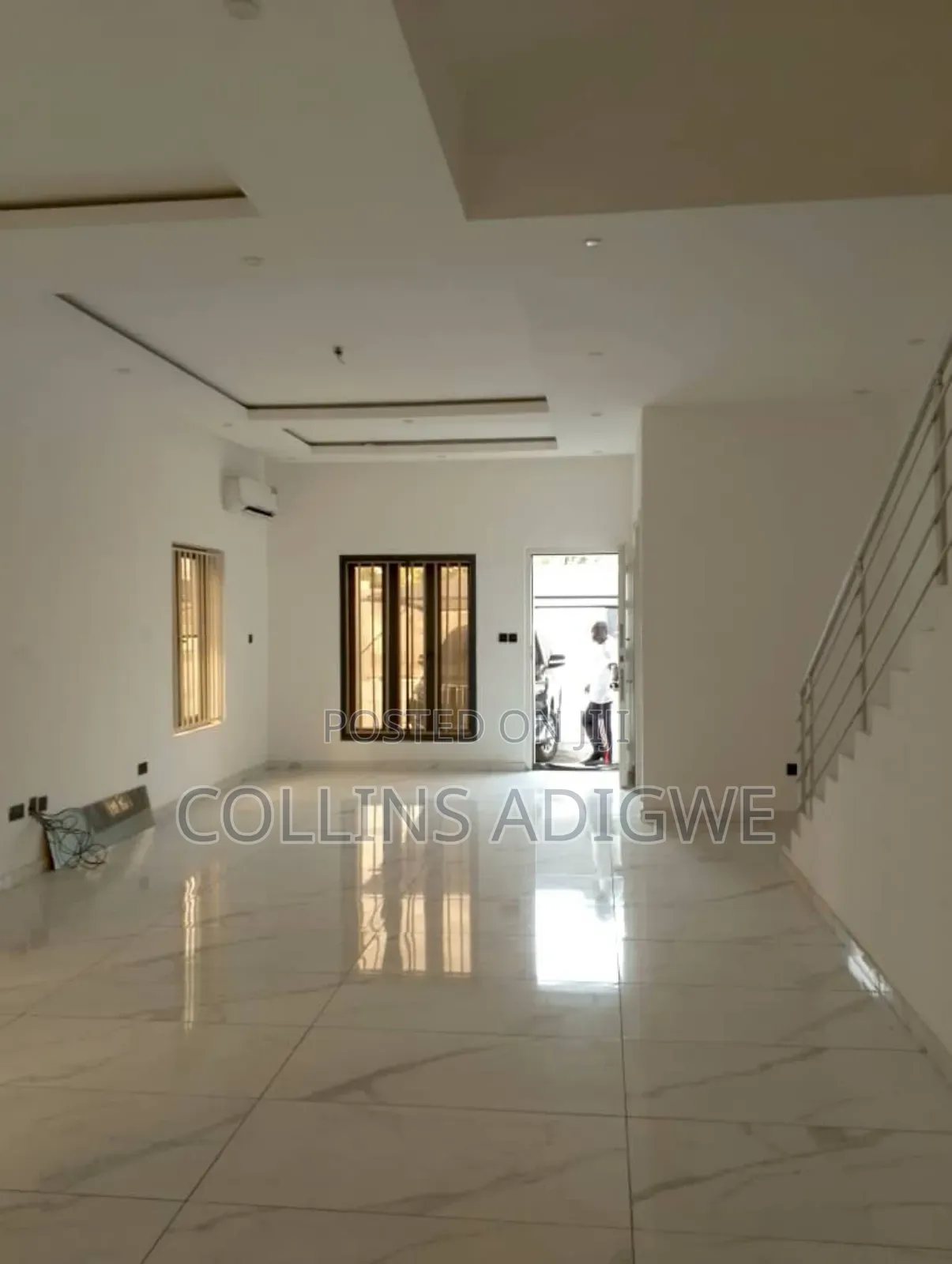 4bdrm Duplex in Parkview Estate for sale in Parkview Estate
