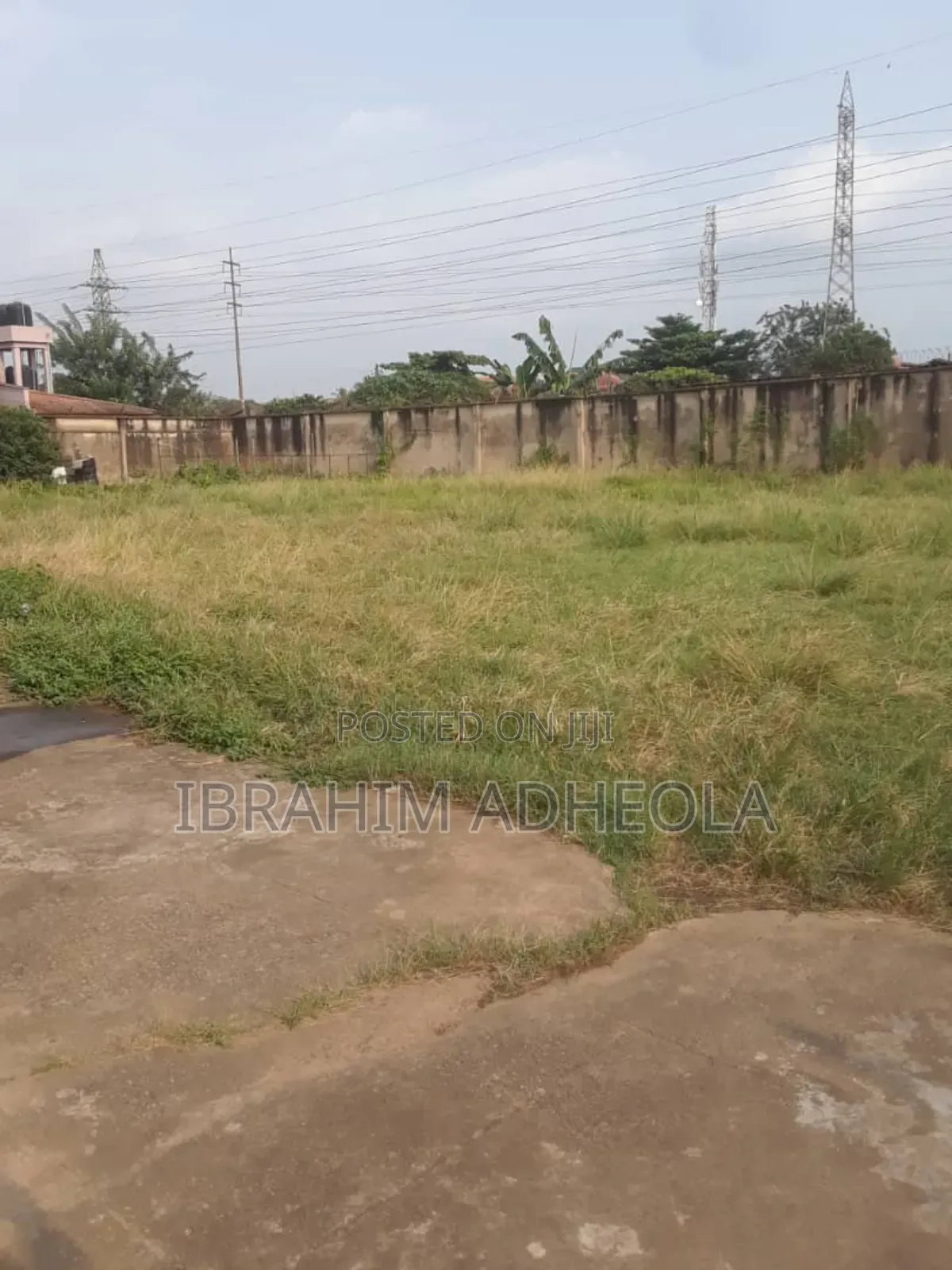 Land in a Gated Close Measuring 800sqm in Egbeda