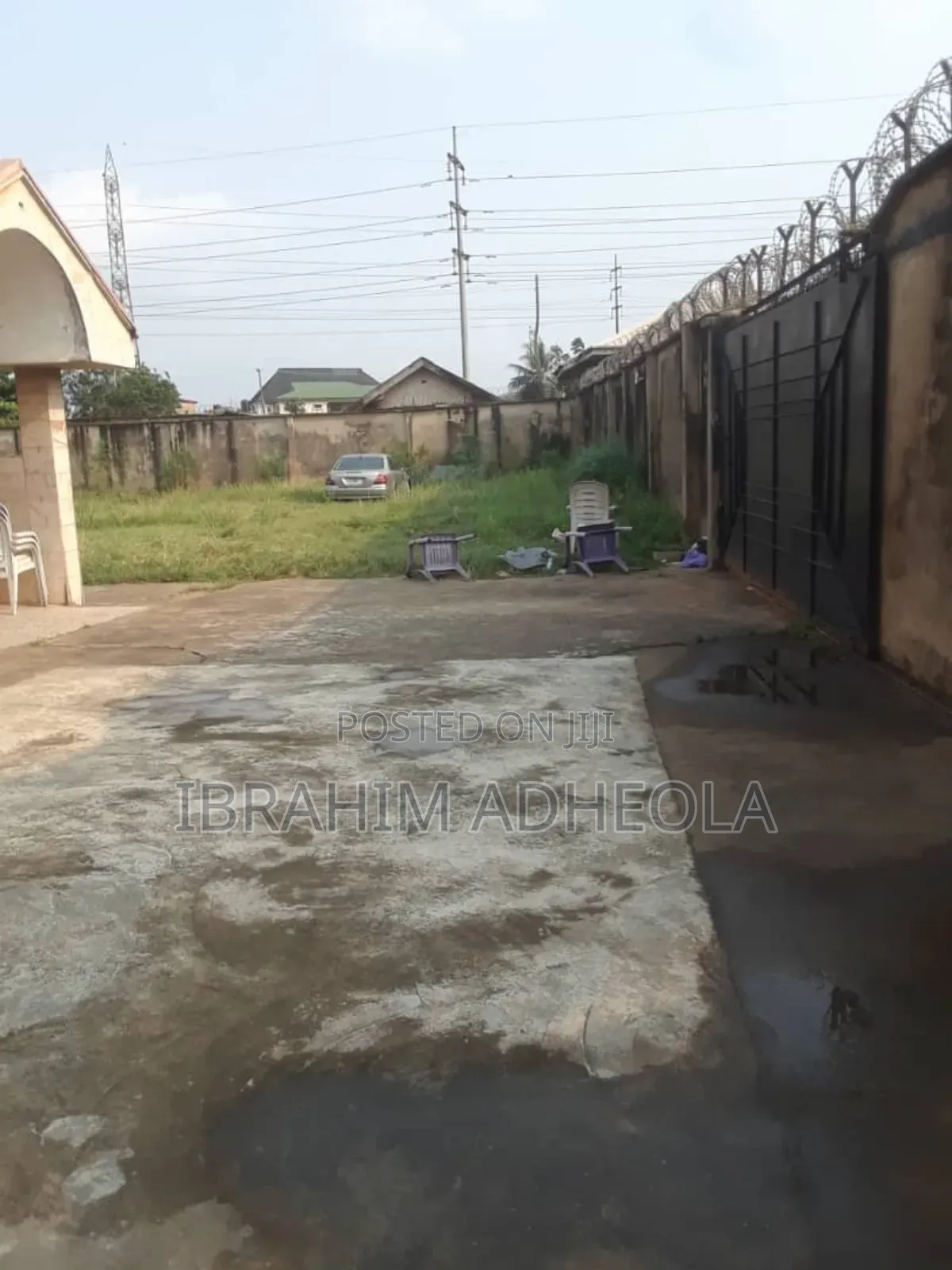 Land in a Gated Close Measuring 800sqm in Egbeda