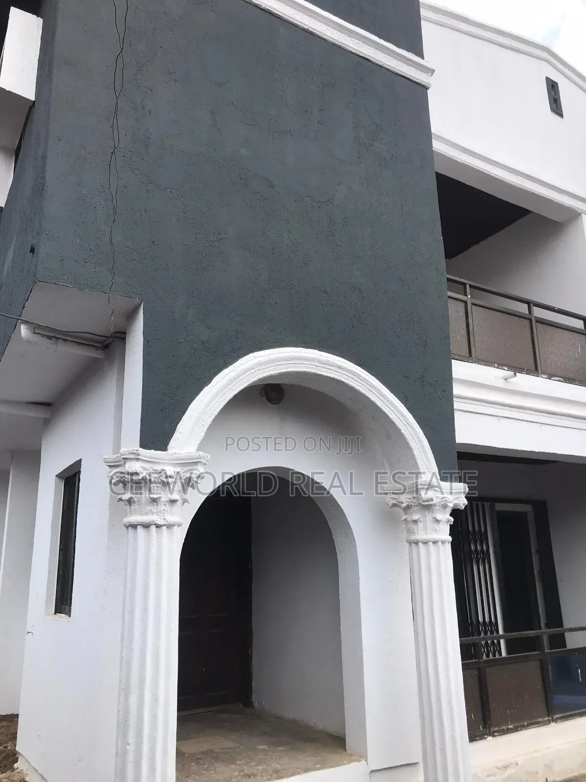 5bdrm Duplex in Oluyole Main Estate for rent in Oluyole Estate
