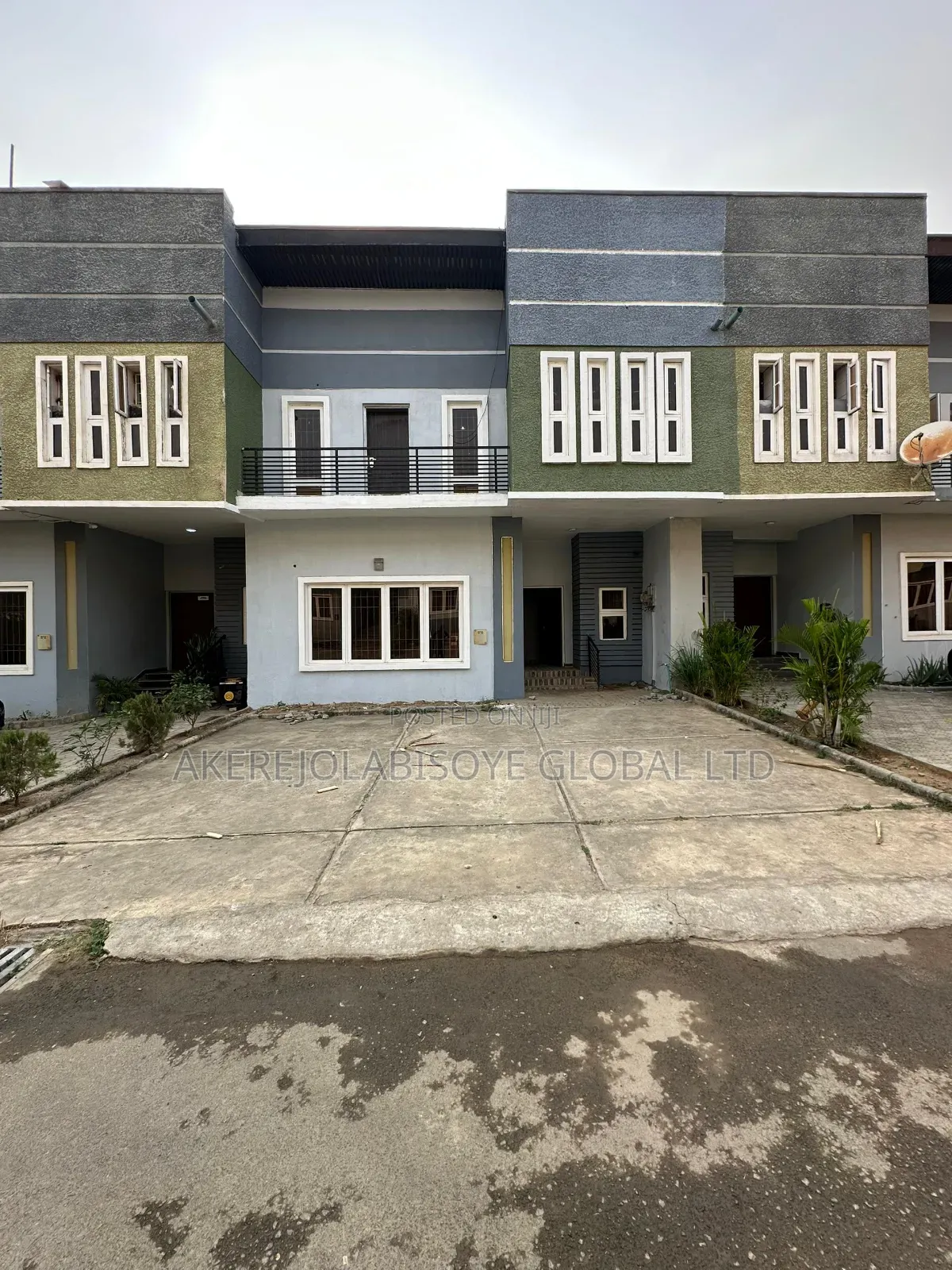 4bdrm Duplex in In An Estate for rent in Gwarinpa