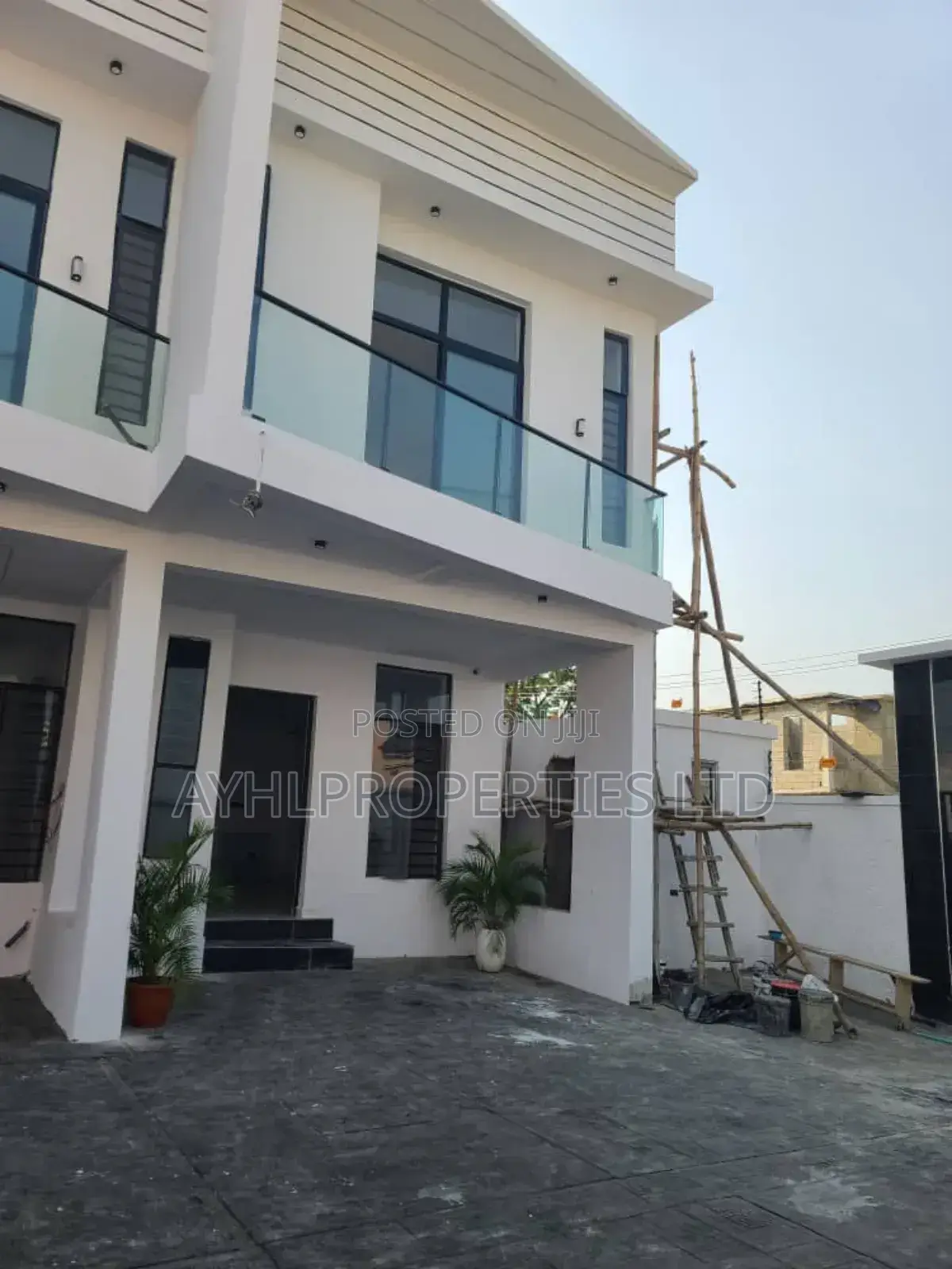 Ayhlproperties in Lekki Phase 2