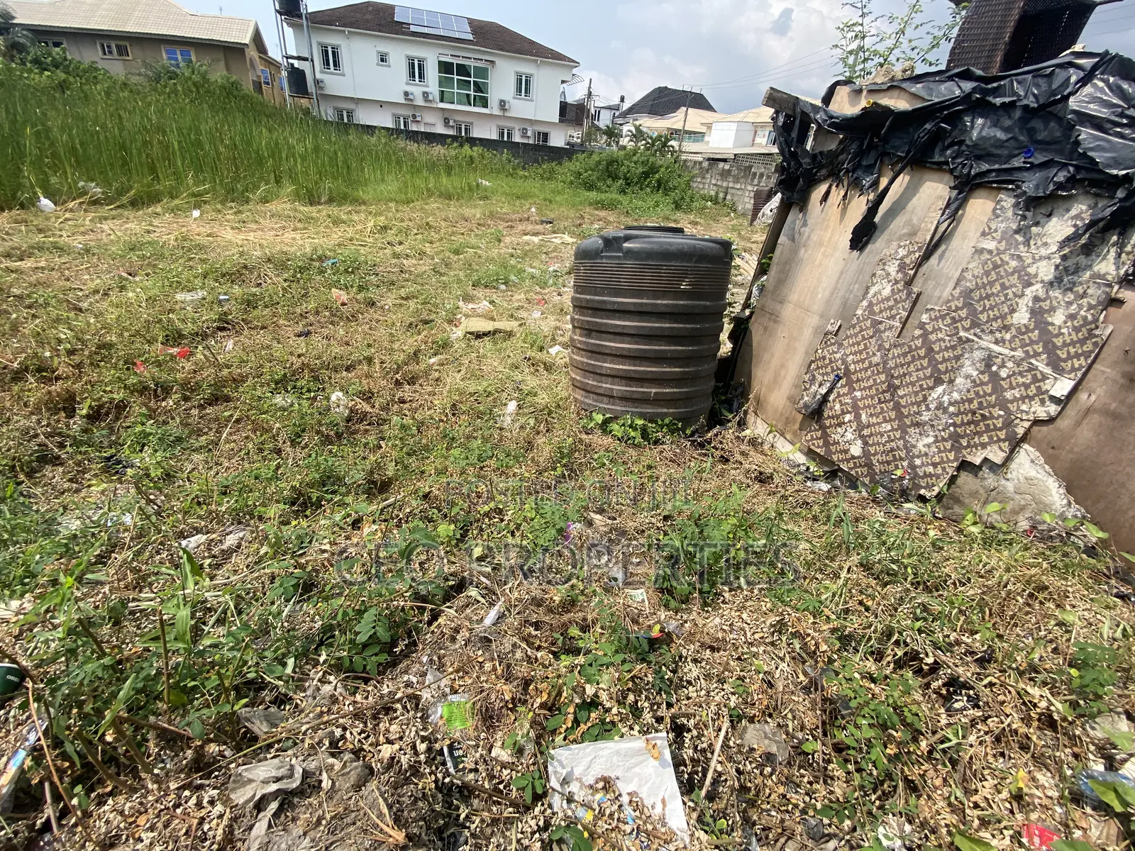 1100sqm 1500sqm (Gov Consent) at Oral/Lekki County in Ikota