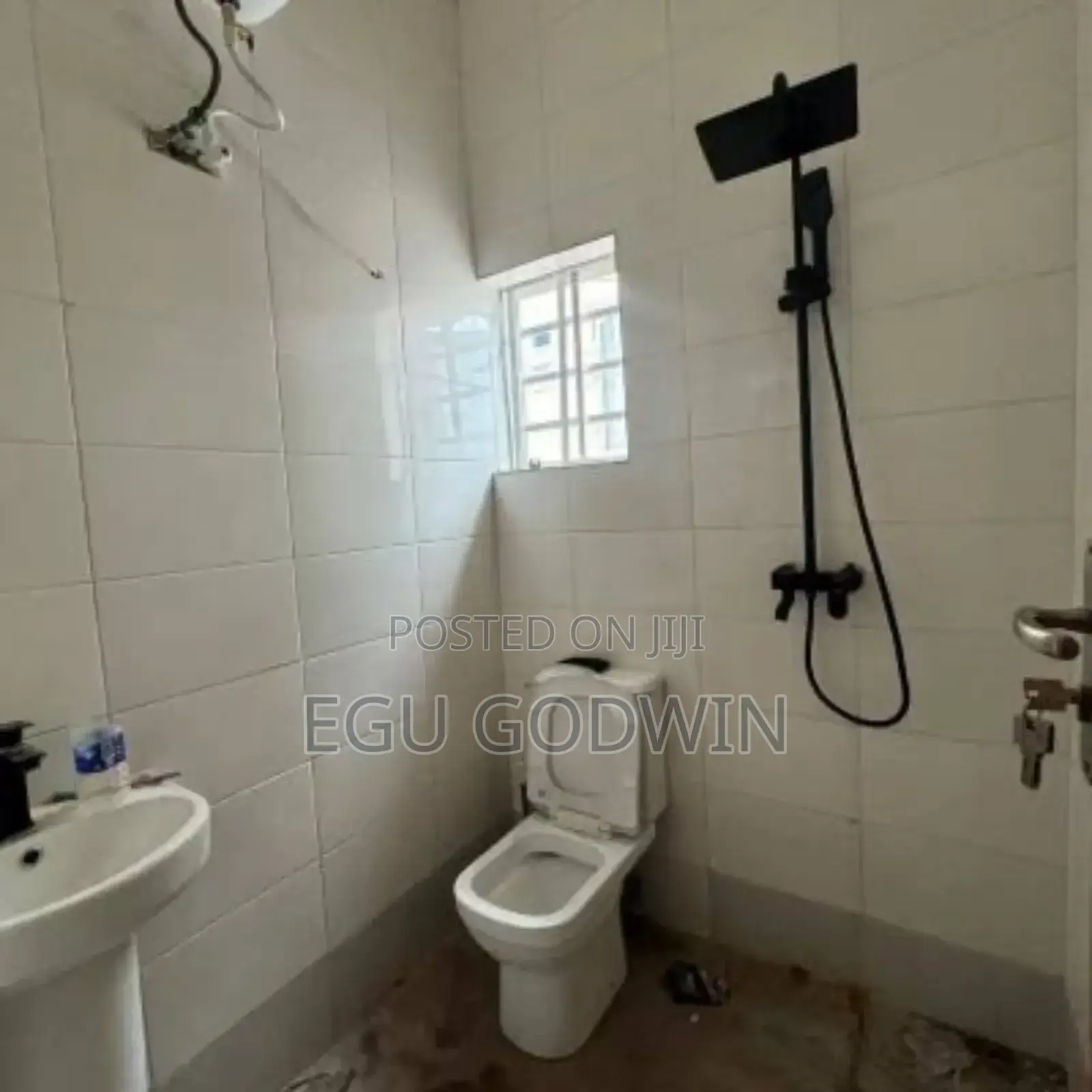 Spacious Shop on Major Road of New Heaven in Enugu