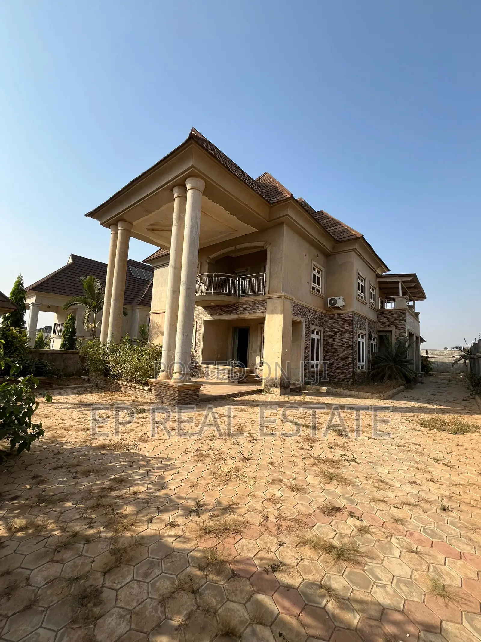 4bdrm Duplex in Lokogoma for sale in Lokogoma