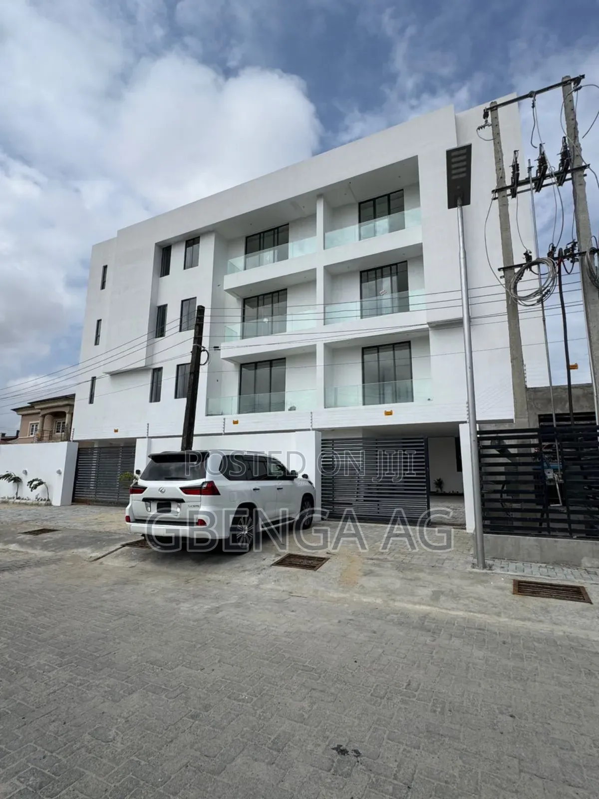 2bdrm Apartment in Vi, Victoria Island for sale in Victoria Island