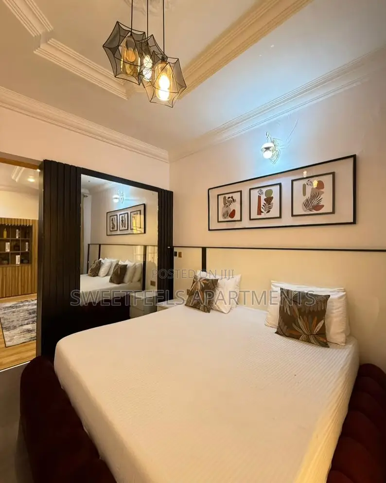 Milano Luxury 1 Bedroom Apartment in Chevron