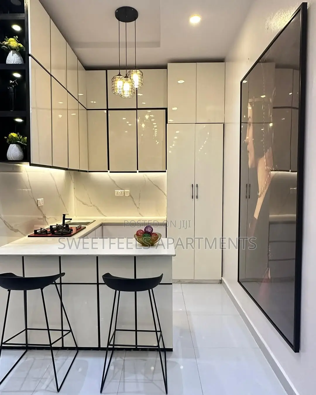 Bahamas 1 Bedroom With a Private Cinema in Chevron