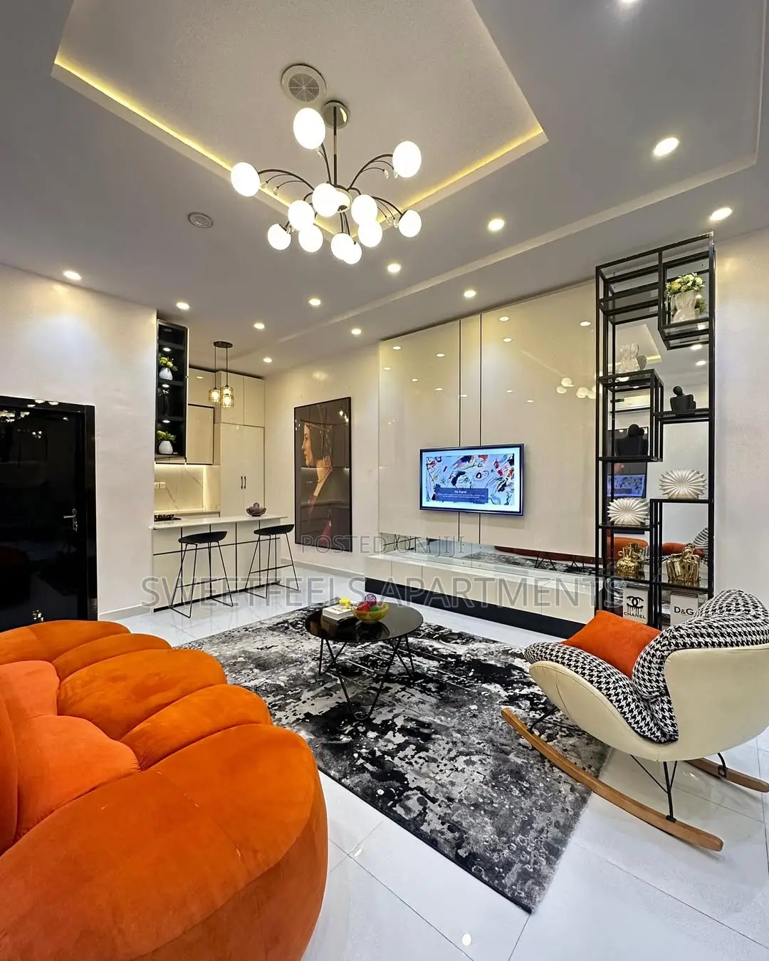 Bahamas 1 Bedroom With a Private Cinema in Chevron