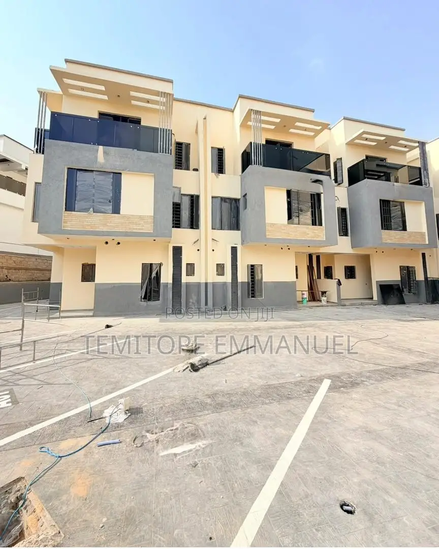 Furnished 4bdrm Duplex in Ikeja Gra, Lagos for sale in Ikeja GRA