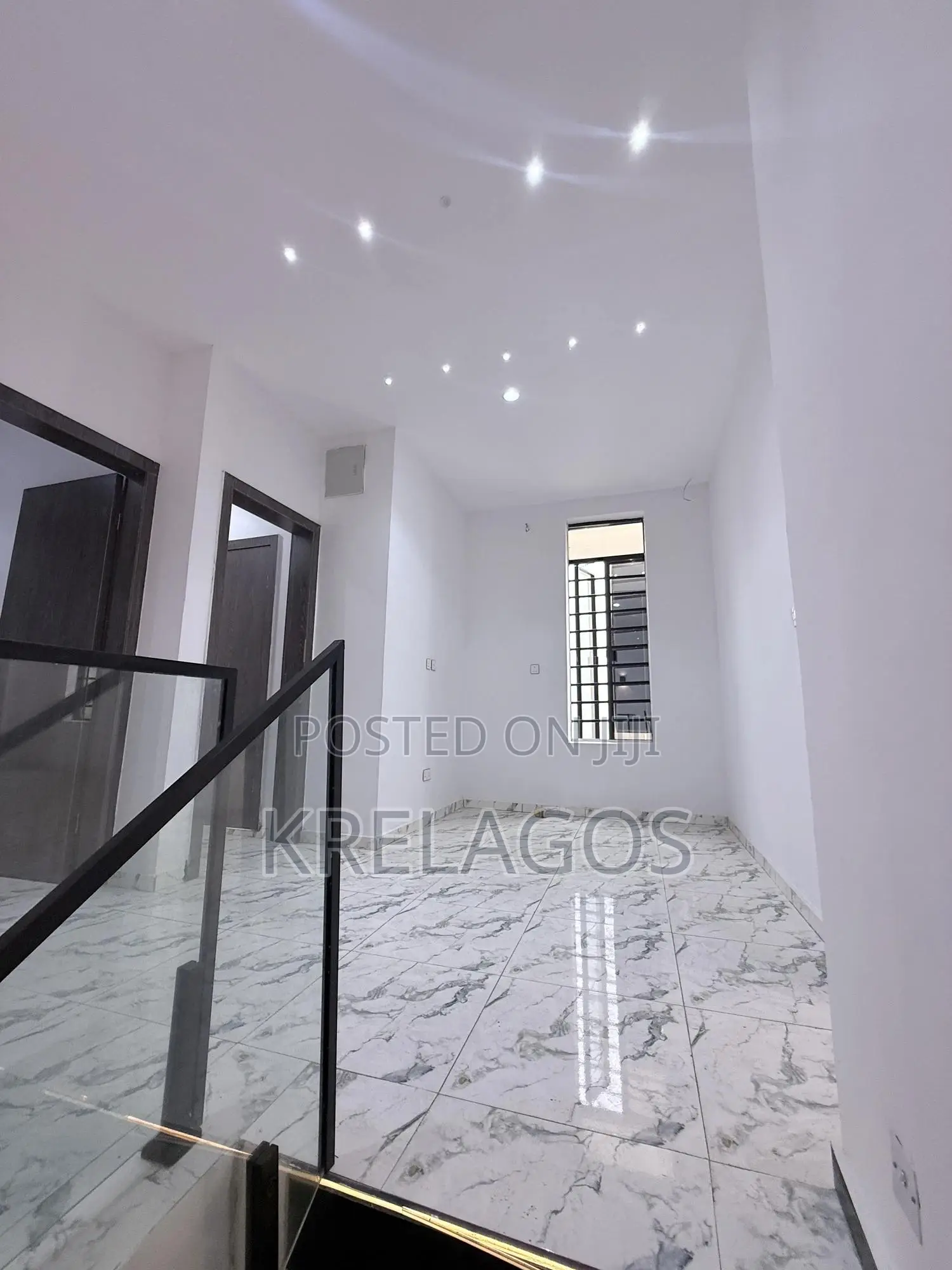 4bdrm Duplex in Ikota for sale in Ikota