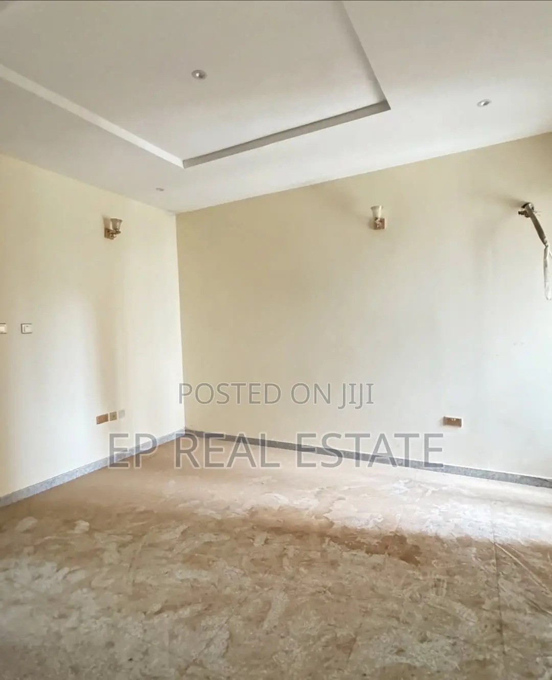 4bdrm Duplex in Apo District for sale in Apo District
