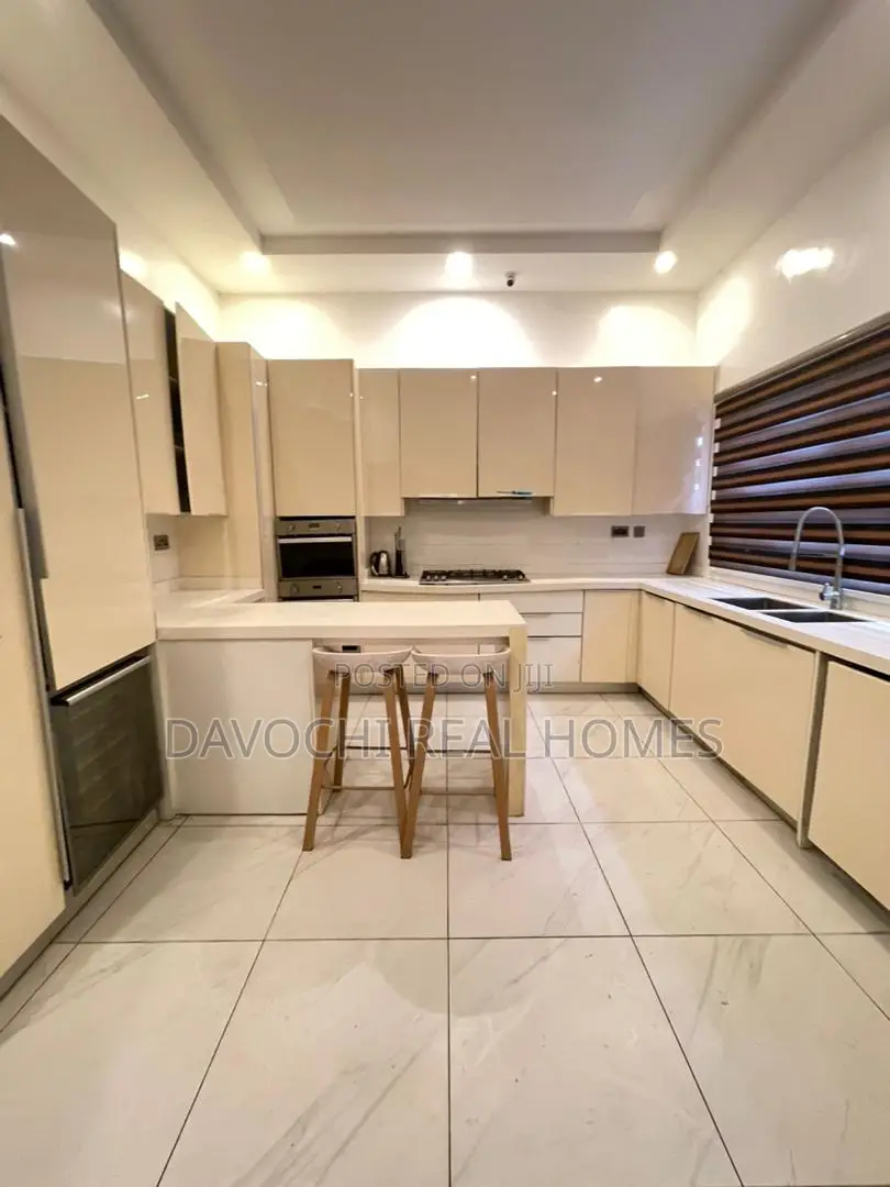 Furnished 5bdrm Duplex in Agungi, for rent in Agungi