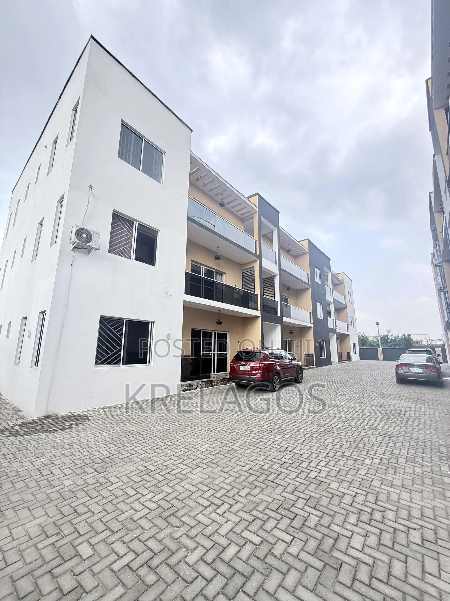 2bdrm Apartment in Ajah, Off Lekki-Epe Expressway for sale in Off Lekki-Epe Expressway