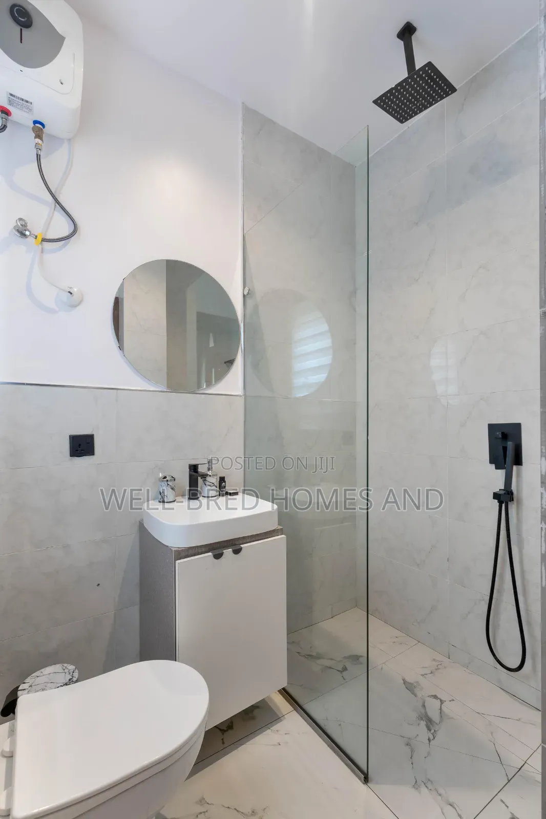 2 Bedroom Maisonette With Top Notch Amenities in Lekki Phase 1