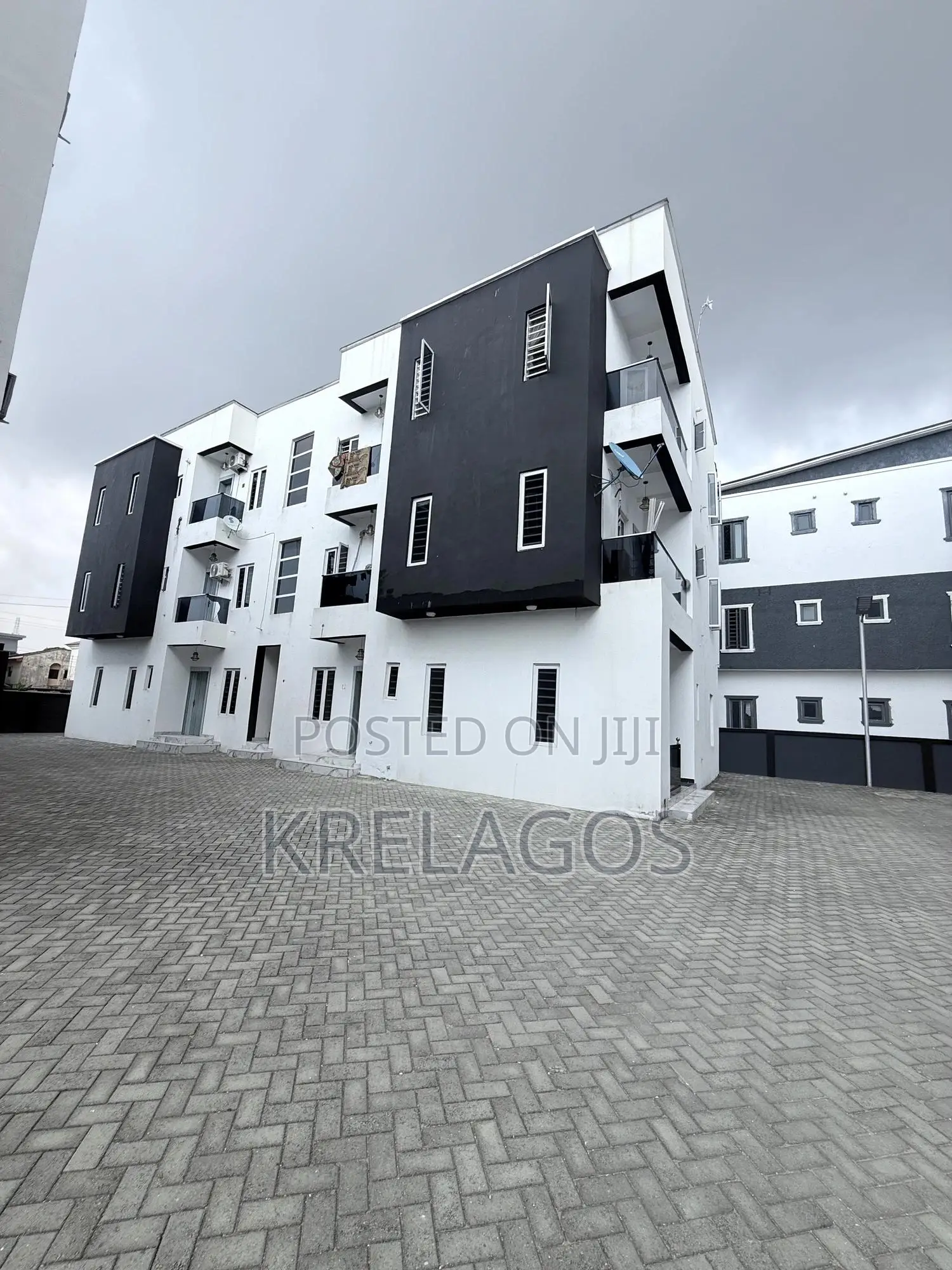 2bdrm Apartment in Ajah, Off Lekki-Epe Expressway for sale in Off Lekki-Epe Expressway